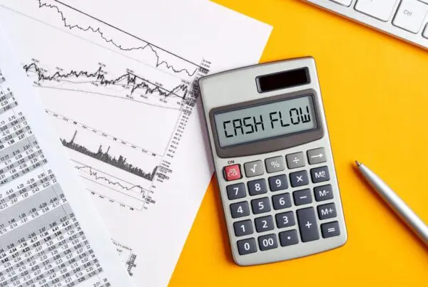a calculator that says cash flow