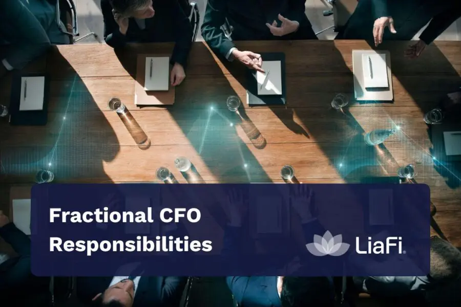 fractional CFO responsibilities overview showing financial planning, reporting, and cash flow management